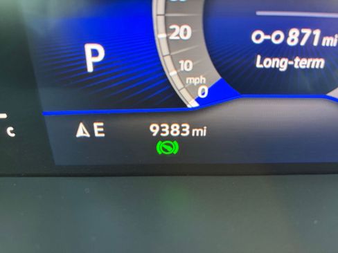 Used 2025 Volkswagen Jetta SE image 43