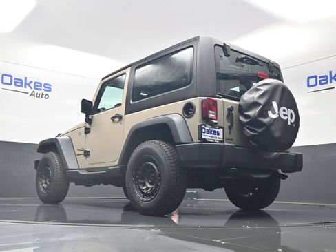 Used 2017 Jeep Wrangler Sport AWD/4WD image 31