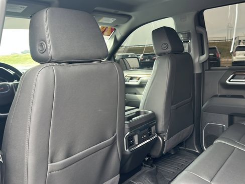 Used 2024 GMC Sierra 1500 Elevation w/ Elevation Premium Package image 17