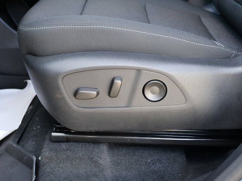 New 2026 Chevrolet Traverse LT w/ LPO, Floor Liner Package FWD image 13