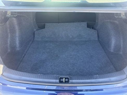 Used 2025 Toyota Corolla SE image 18