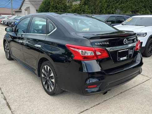 Used 2019 Nissan Sentra SR FWD image 7