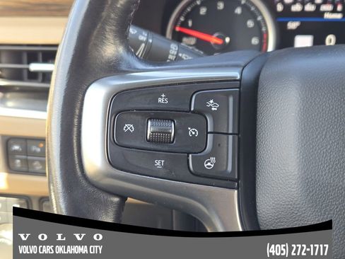 Used 2021 Chevrolet Suburban Premier image 26