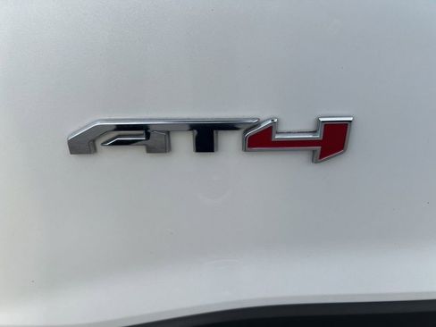 Certified 2022 GMC Acadia AT4 image 44