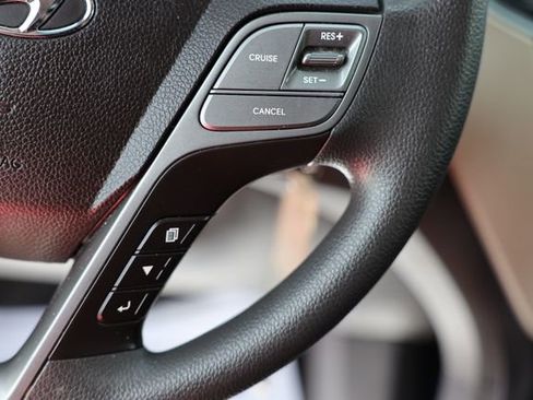 Used 2017 Hyundai Santa Fe Sport image 17