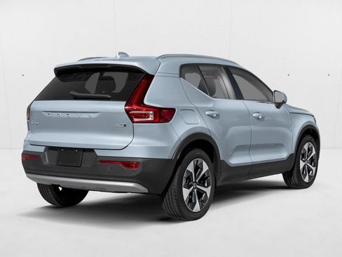 Used 2026 Volvo XC40 B5 Plus w/ Protection Package Premier AWD/4WD image 2