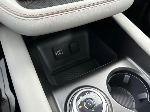 New 2026 Ford Explorer Active w/ Active Comfort Package image 21