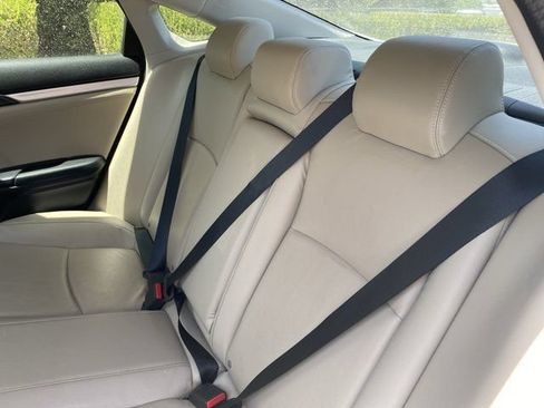 Used 2020 Honda Civic EX-L image 11