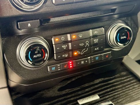 Used 2018 Ford F250 Platinum w/ Platinum Ultimate Package AWD/4WD image 16