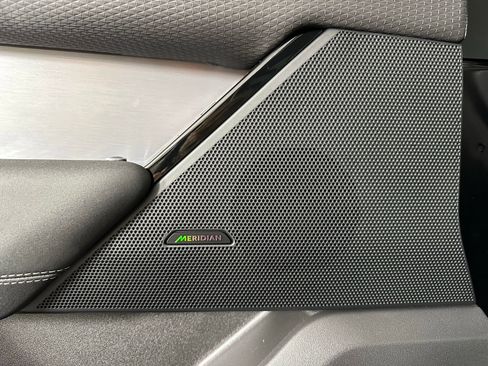 Used 2023 Land Rover Range Rover Velar R-Dynamic S AWD/4WD image 22