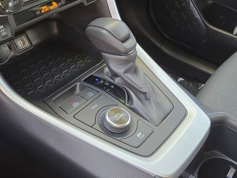 Certified 2025 Toyota RAV4 XLE image 22