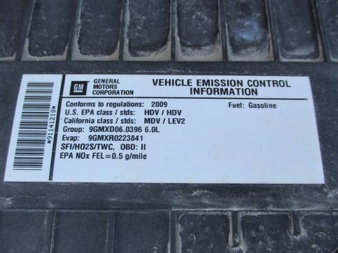 Used 2009 Chevrolet Express 3500 image 40