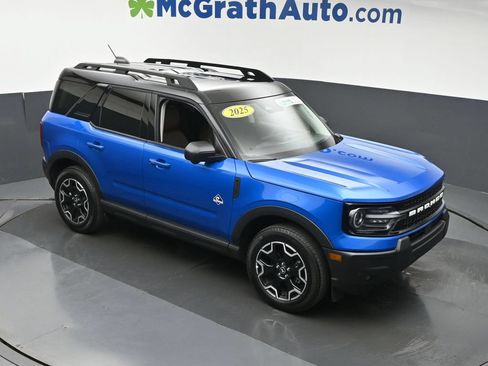 Used 2025 Ford Bronco Sport Outer Banks w/ Outer Banks Tech Package+ AWD/4WD image 3