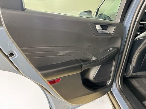 Used 2025 Ford Escape Platinum AWD/4WD image 21