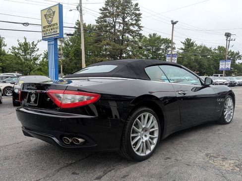 Used 2011 Maserati GranTurismo Convertible image 7