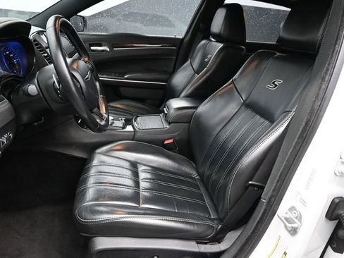 Used 2017 Chrysler 300 S image 23