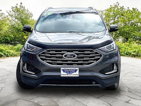 Used 2019 Ford Edge SEL w/ Cold Weather Package image 2