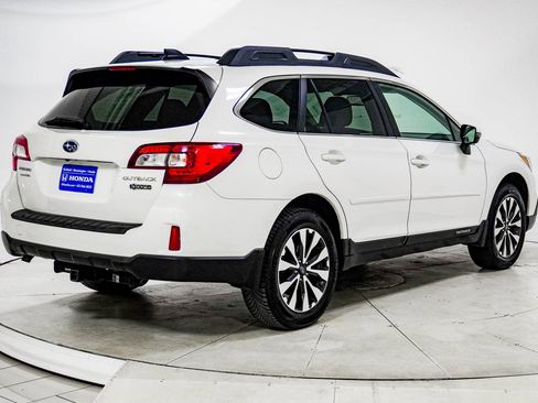 Used 2016 Subaru Outback 2.5i Limited image 11