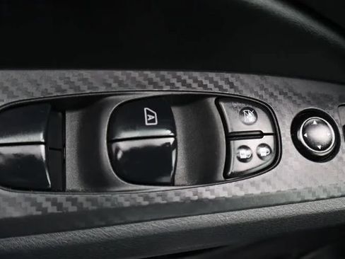 Used 2025 Nissan Altima 2.5 SV FWD image 20