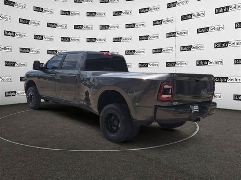 Certified 2024 RAM 3500 Laramie w/ Night Edition AWD/4WD image 4