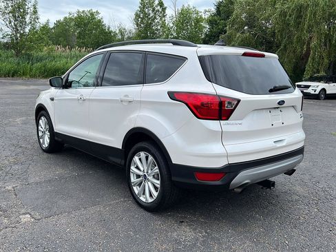 Used 2019 Ford Escape SEL AWD/4WD image 3