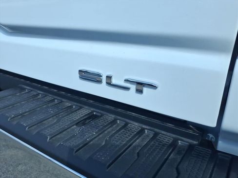New 2026 GMC Sierra 2500 SLT w/ SLT Premium Package image 11