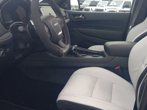 Used 2025 Dodge Durango SRT Hellcat image 2