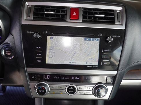 Used 2015 Subaru Outback 3.6R Limited image 14