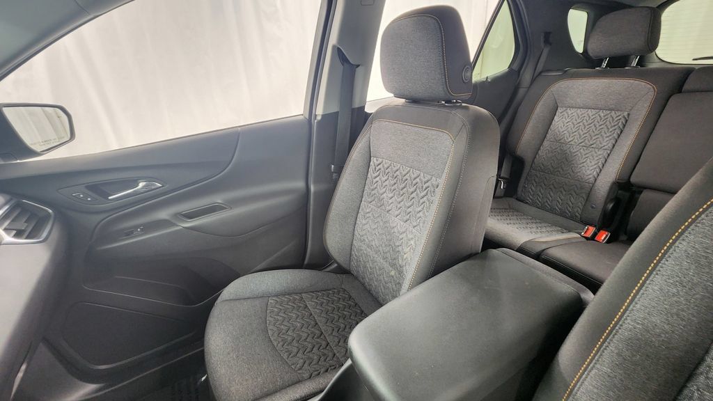 Used 2022 Chevrolet Equinox LT FWD image 13