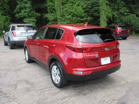 Used 2018 Kia Sportage LX FWD image 7