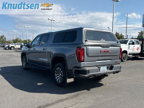 Used 2021 GMC Sierra 1500 AT4 w/ AT4 Carbonpro Edition AWD/4WD image 5