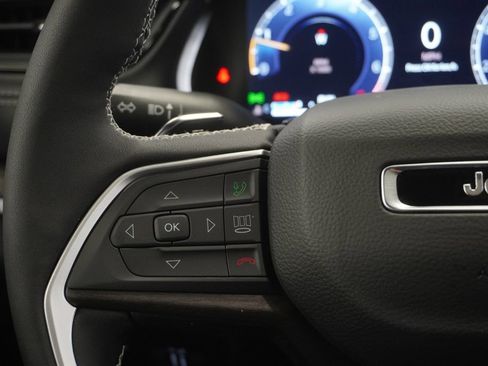 New 2026 Jeep Grand Cherokee L 4WD image 27