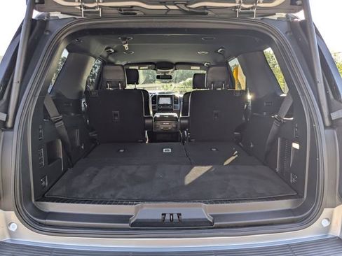Used 2020 Ford Expedition XLT w/ Equipment Group 202A RWD image 14