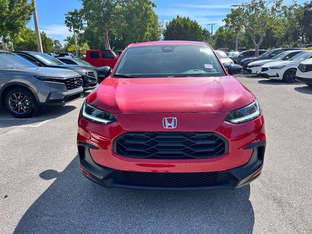 Used 2025 Honda HR-V Sport image 2