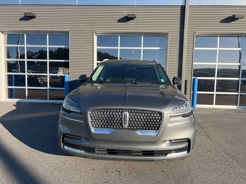 Used 2021 Lincoln Aviator 2WD w/ Elements Package image 5