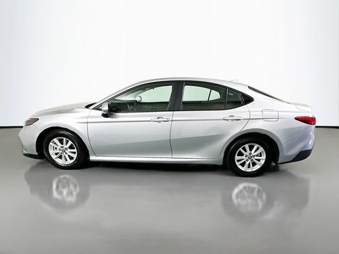 Certified 2025 Toyota Camry LE FWD image 8