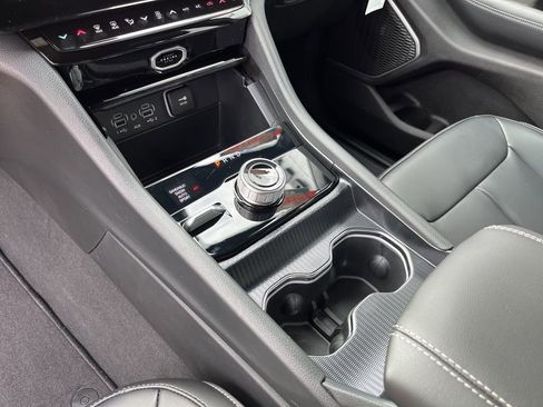 New 2026 Jeep Grand Cherokee Limited image 14