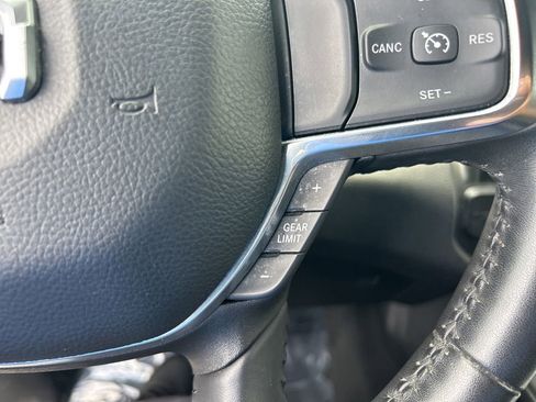 Used 2024 RAM 1500 Laramie RWD image 41