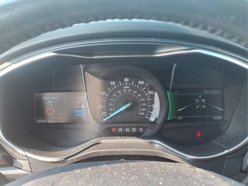 Used 2017 Ford Fusion Titanium FWD image 15