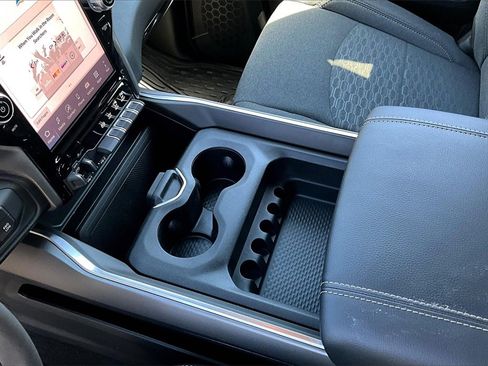 New 2025 RAM 2500 Big Horn image 30