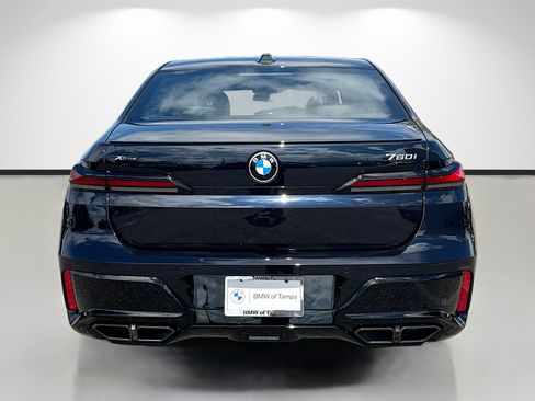 New 2026 BMW 760i xDrive w/ Executive Package image 4