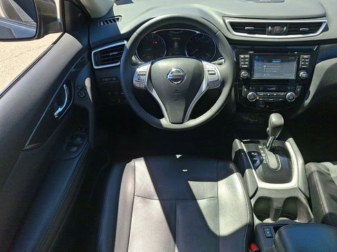 Used 2016 Nissan Rogue SL w/ SL Premium Package image 11