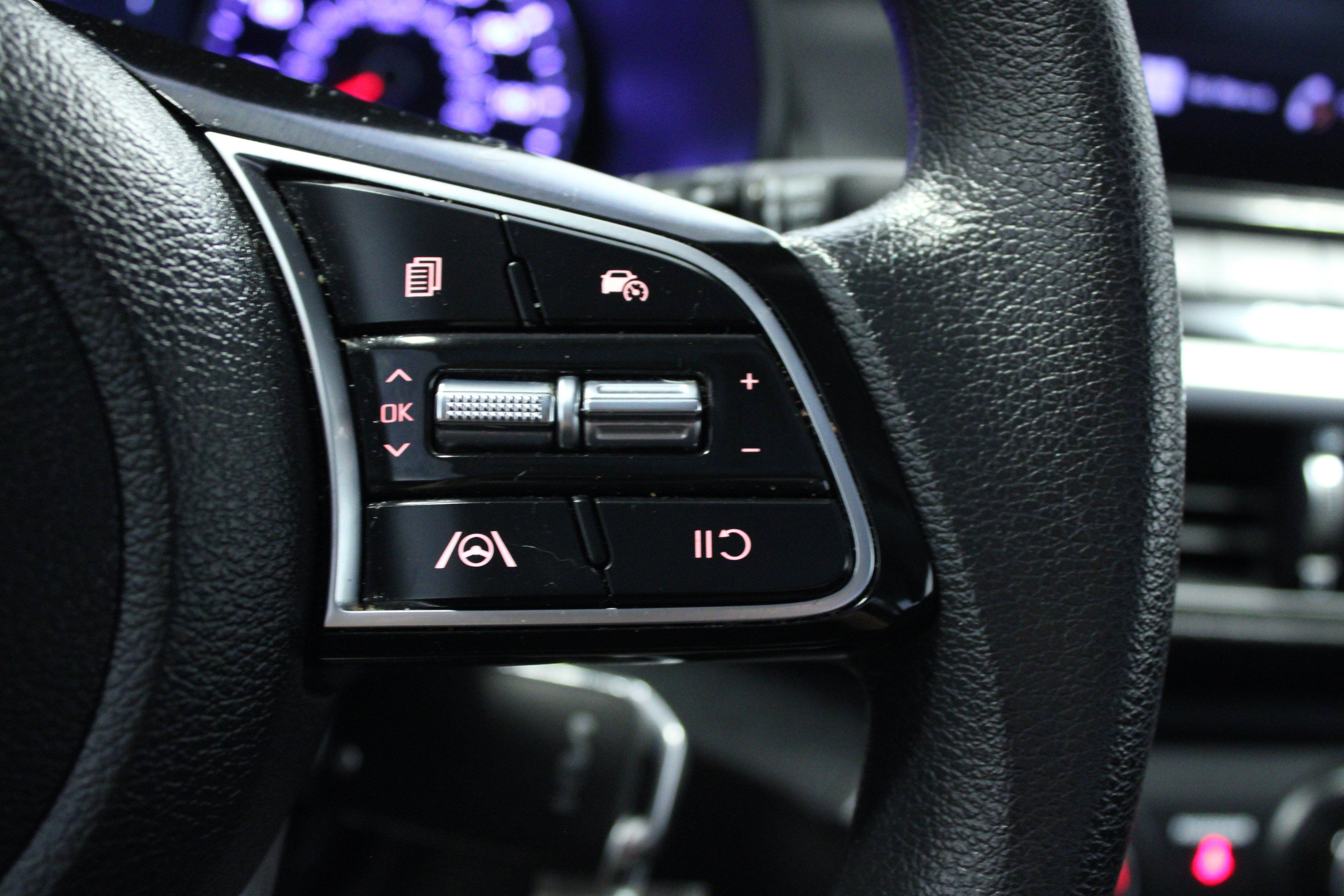 Used 2023 Kia Forte LXS w/ LXS Technology Package FWD image 20