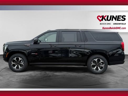 New 2026 GMC Yukon XL AT4 Ultimate w/ LPO, Floor Liner Package AWD/4WD image 4