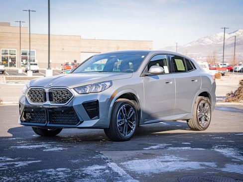 Used 2025 BMW X2 xDrive28i image 11