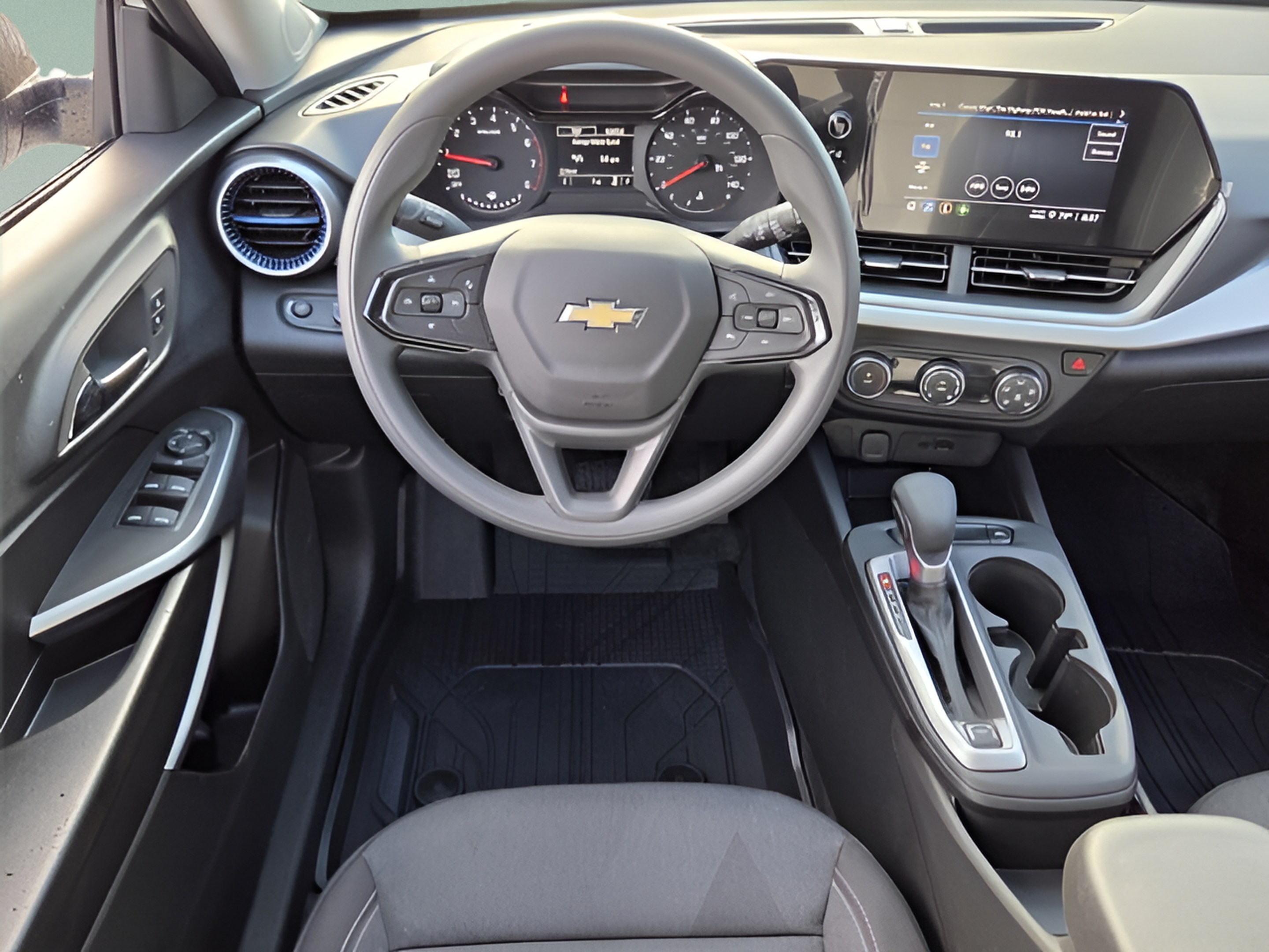 New 2026 Chevrolet Trax LS FWD image 11