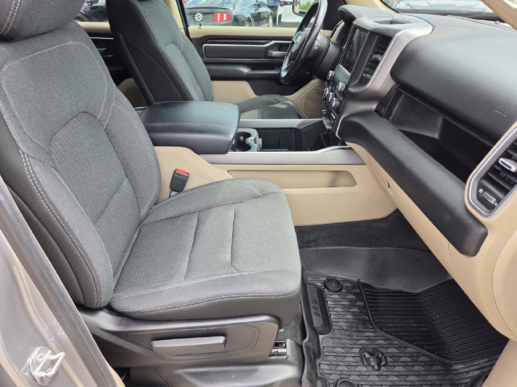 Used 2019 RAM 1500 Big Horn RWD image 11