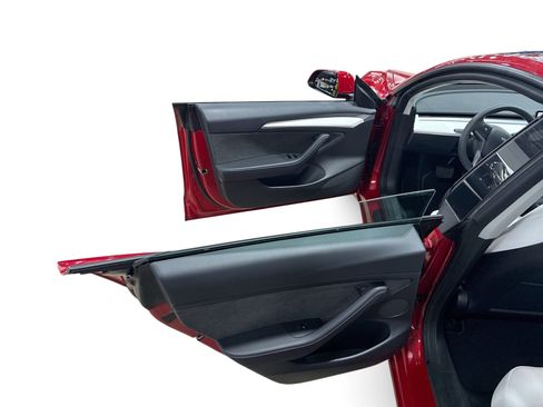 Certified 2023 Tesla Model 3 Long Range AWD/4WD image 10