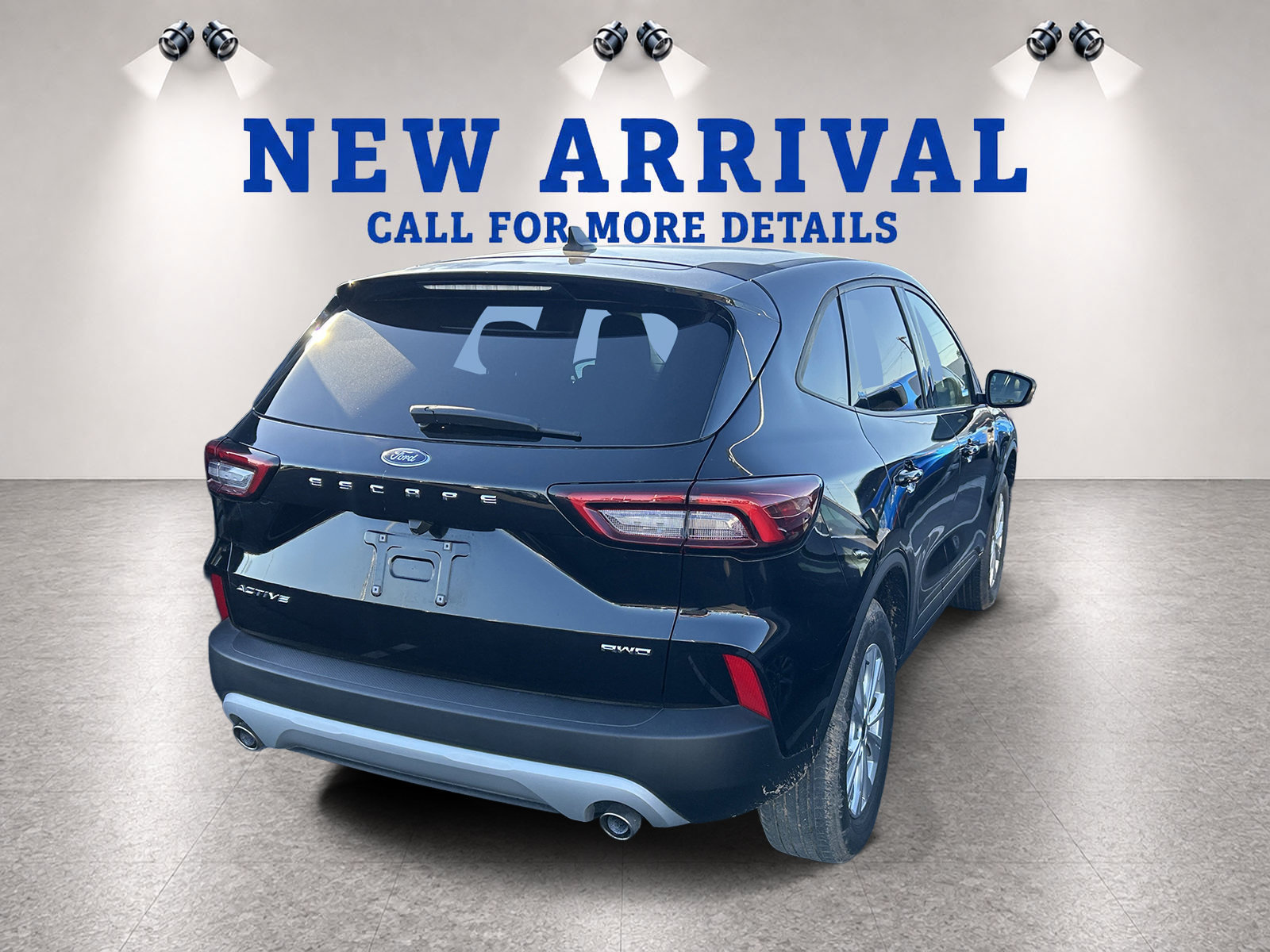 Used 2025 Ford Escape Active AWD/4WD image 5