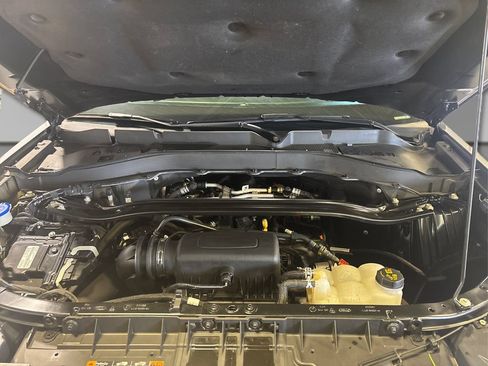 Used 2022 Ford Explorer Limited RWD image 15
